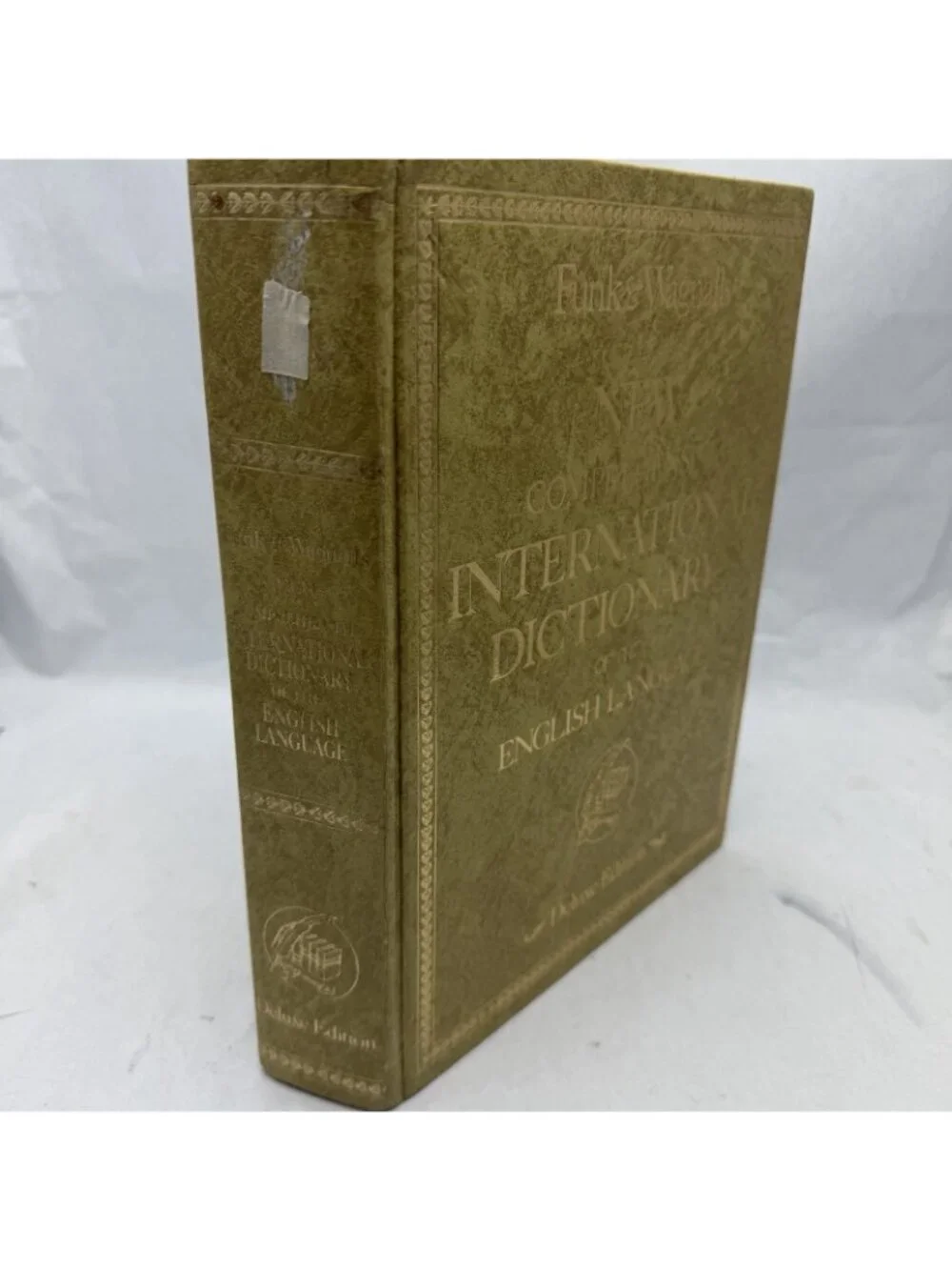 Funk & Wagnalls New Comprehensive International Dictionary of the English Lan...